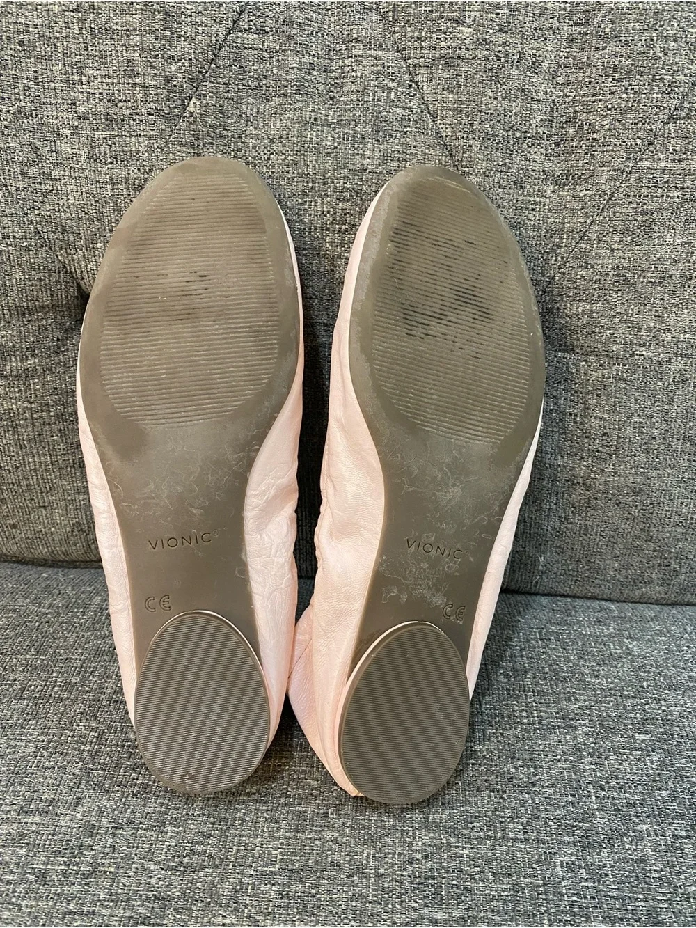 Vionic soft pale